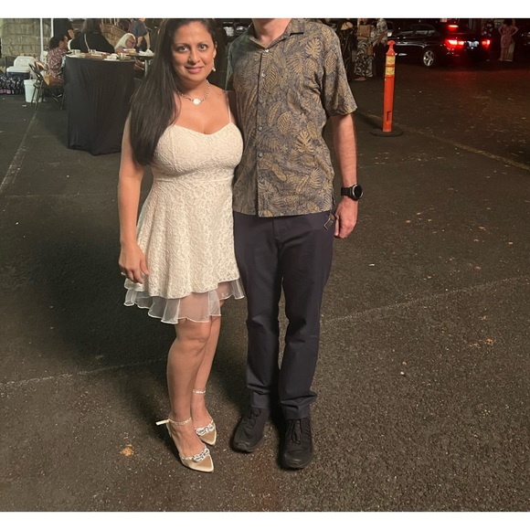 Meet your Posher, Paola - Picture 1 of 1